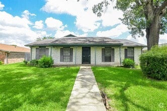 Building Photo - 14419 Merry Meadow Dr