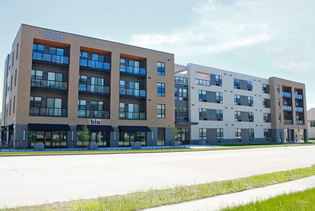 Exterior - 1116 6th St