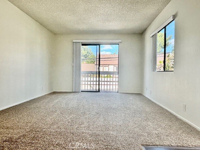Foto del edificio - 15582 Williams St