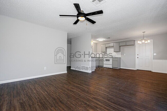 Foto del edificio - 4721 SE 50th St