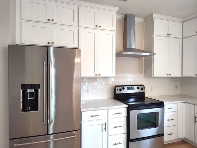 Foto del edificio - Stunning 2 Story, 4 Bedroom, 4.5 Bath Home Located in the Bridgemill Community in SC!