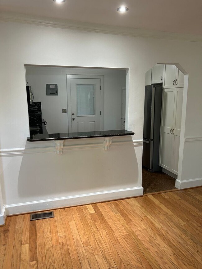 Foto del edificio - Greer, 3BD/2BA, 1441SF