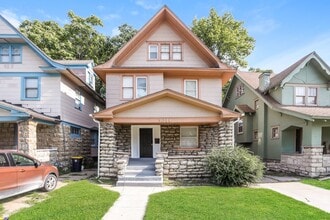 Building Photo - 3044 E 32 St
