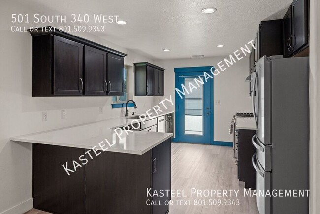 Building Photo - 501 340 W
