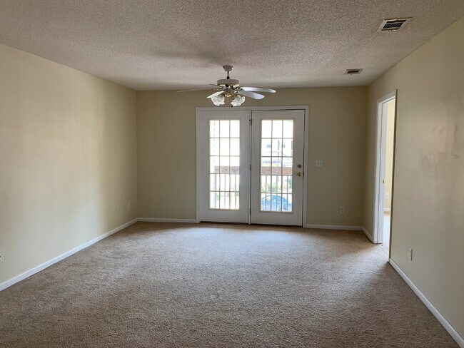 Foto del edificio - Apartment for Rent
