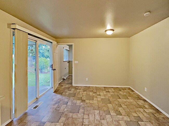 Foto del edificio - Charming 3BR House in Federal Way