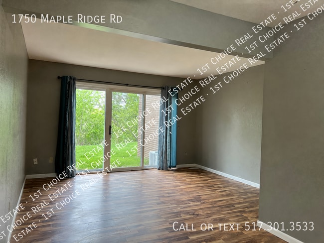 Building Photo - 1750 Maple Ridge Rd