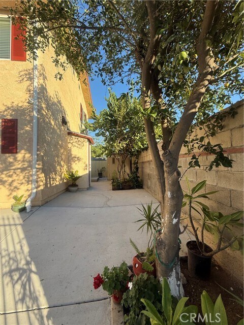 Foto del edificio - 746 W 4th Ave