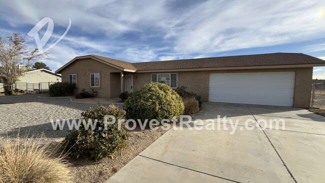 Building Photo - 3 Bed, 2 Bath Apple Valley Home!!!