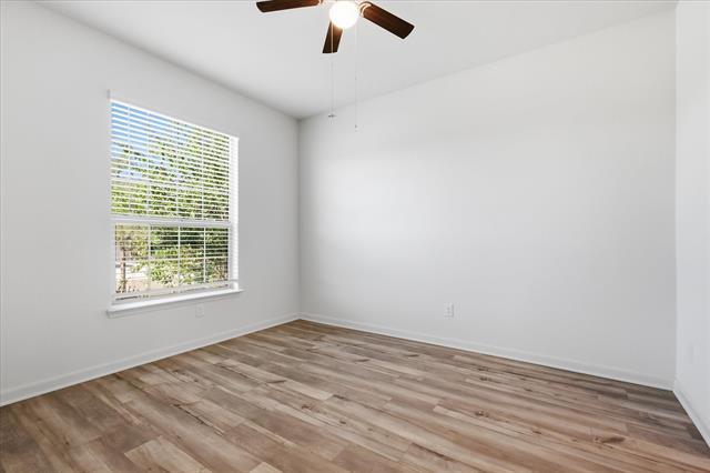 Foto del edificio - 13518 Mineral Rd