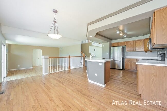 Foto del edificio - 4709 Fenwood Dr