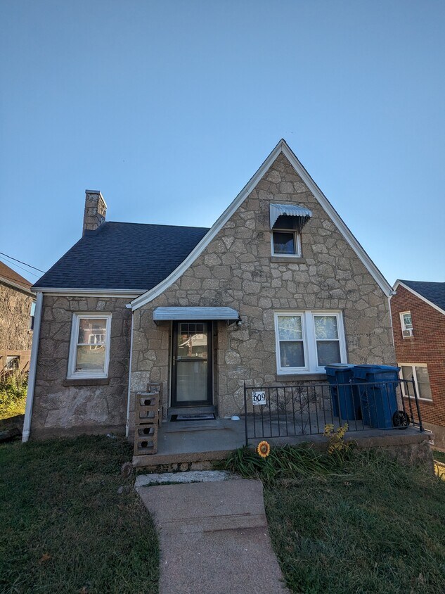 609 Waverly St, Jefferson City, MO 65109 House Rental in Jefferson