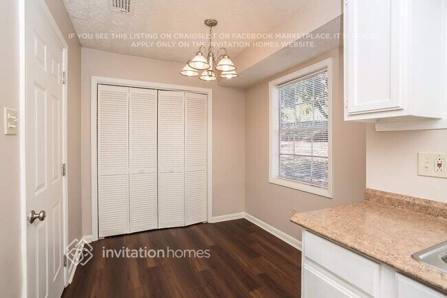 Foto del edificio - 1621 Wesley Way NW