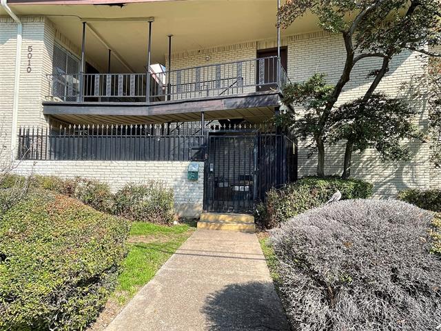 Foto del edificio - 5010 Bowser Ave