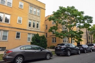 Building Photo - 2347 N Drake Ave
