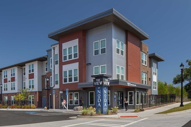 Building Photo - The View at Noda