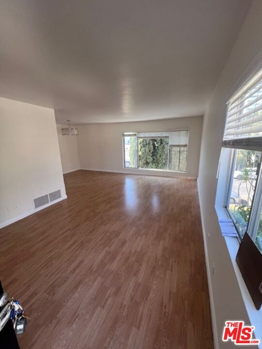 Building Photo - 1288 Barry Ave