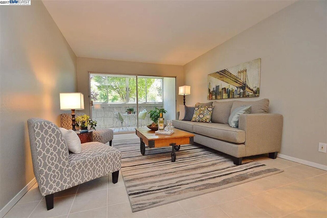 Foto principal - 325 Kitty Hawk Rd