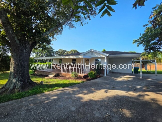 Building Photo - 5990 Peco Ln