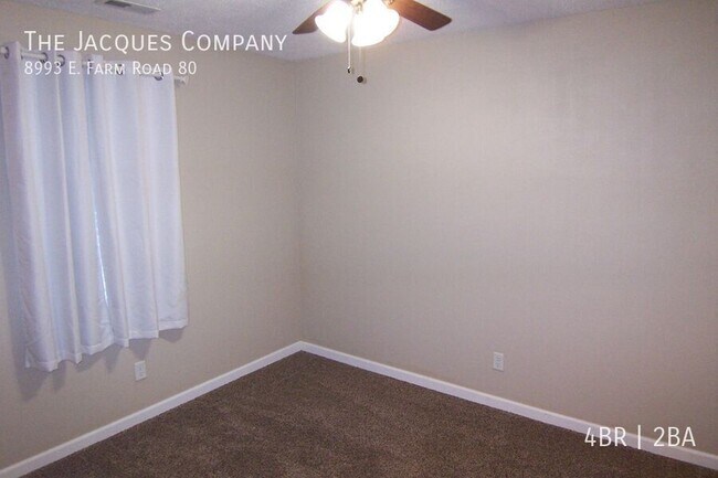 Building Photo - 8993 E Farm Rd 80