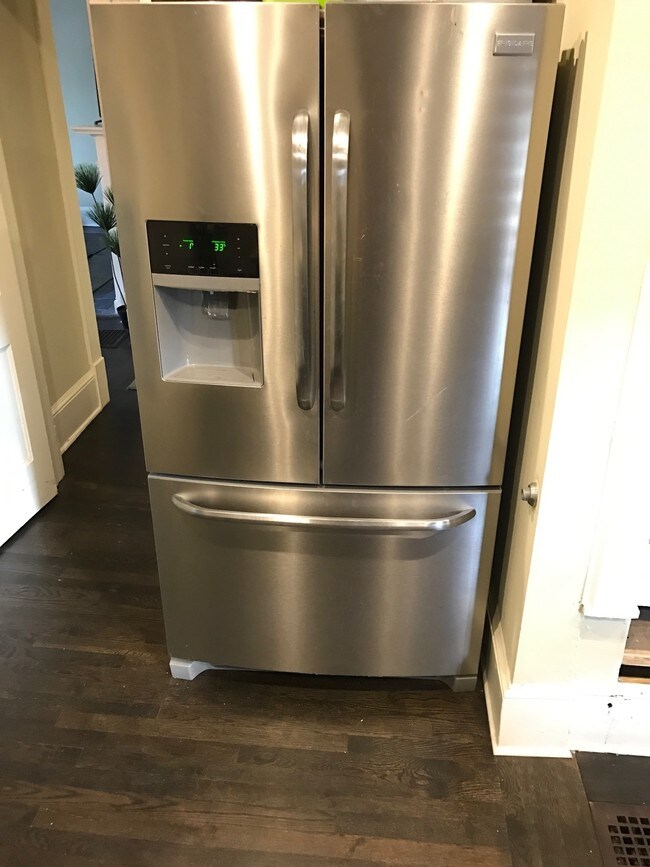 Foto del edificio - 2186 Lenox Rd NE