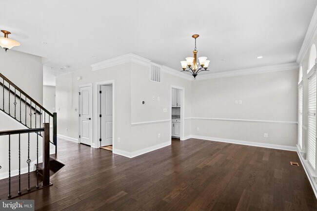 Foto del edificio - 2542 Cherry Tree Rd