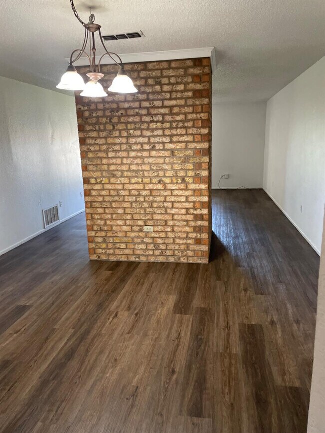 Foto del edificio - 1103 80th St