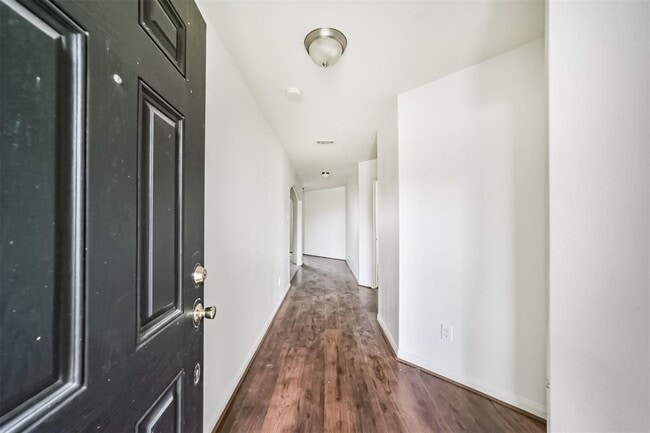 Building Photo - 9431 Calm Amber Dr
