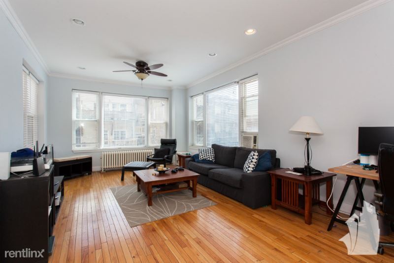 Foto principal - 435 W Wellington Ave