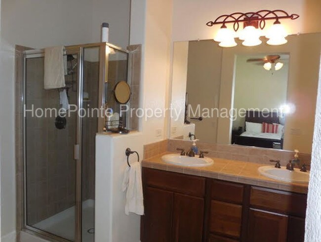 Foto del edificio - 415 Anchor Ln