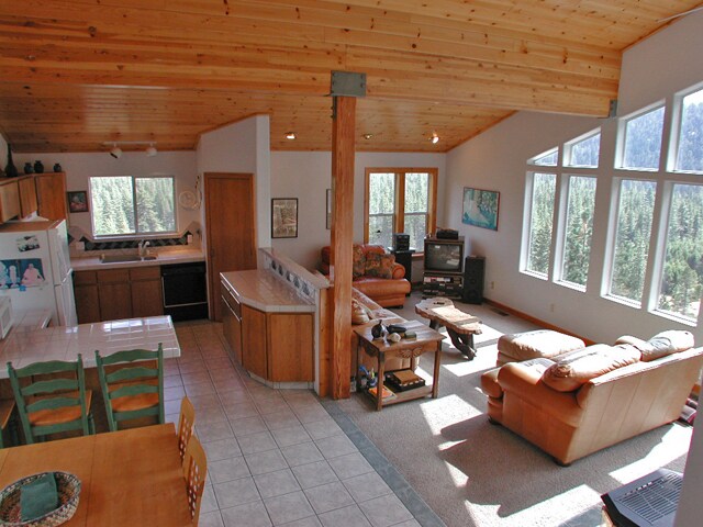 Foto principal - 12821 Sierra Dr E