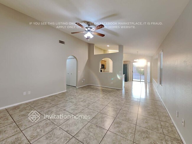Foto del edificio - 9128 S Parkside Ln W
