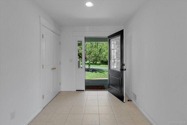 Foto del edificio - 1155 Tasker Ln