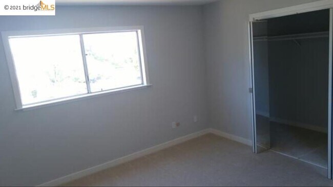 Foto del edificio - 2223 Leland Ct