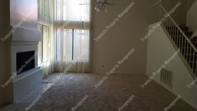 Building Photo - Phoenix Home for rent, 4 Beds, 2.5 Baths, ...