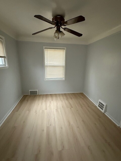 Foto del edificio - 18742 Morang Dr