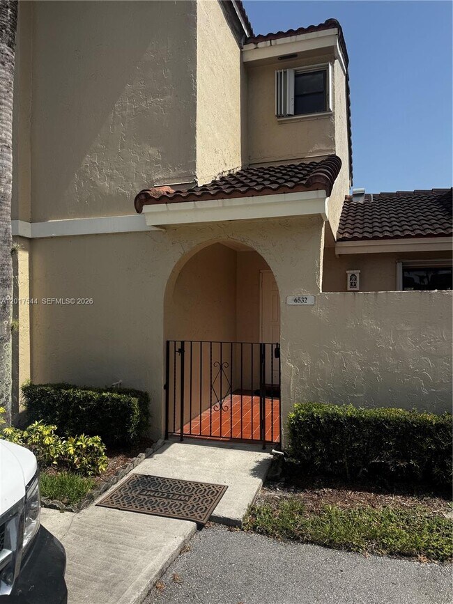Building Photo - 6532 NW 170th Terrace