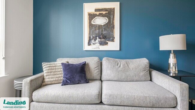 Building Photo - 825 Usener St