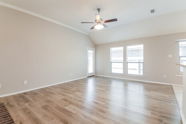 Foto del edificio - 507 Trailblazer Rd