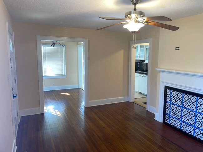 Foto del edificio - Adorable 2 Bedroom Home in Ashley Park!!