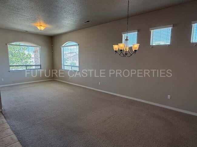 Foto del edificio - 1114 Blue Sage Rd NE
