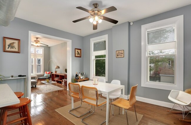 Foto del edificio - 1514 N Maplewood Ave