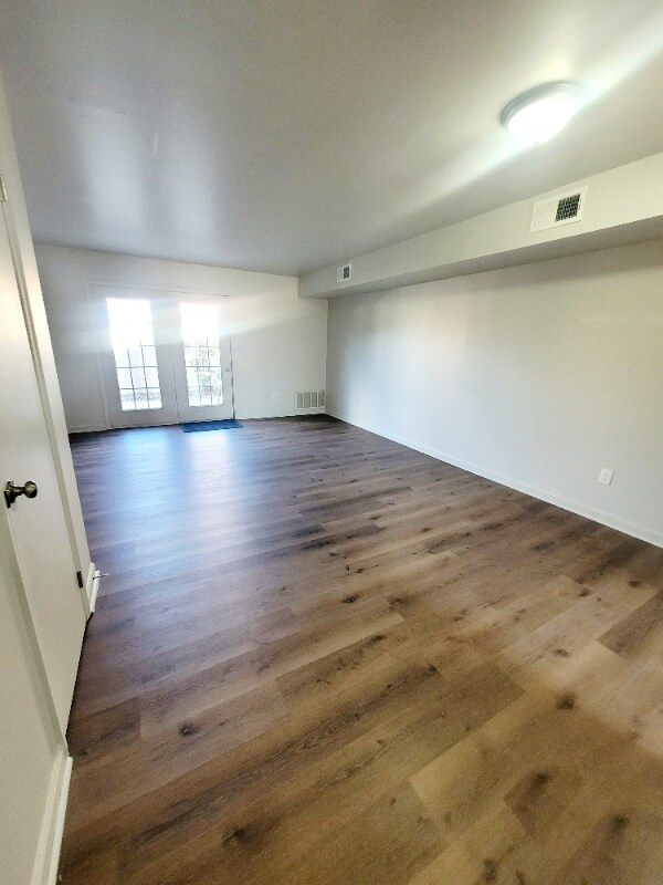 Foto del edificio - 2 Bainbridge Ave