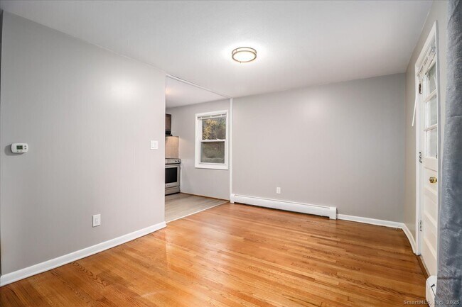 Foto del edificio - 115 Kensington Ave