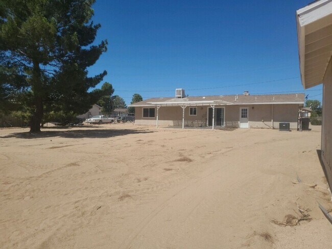 Foto del edificio - 9295 Verdugo Ave