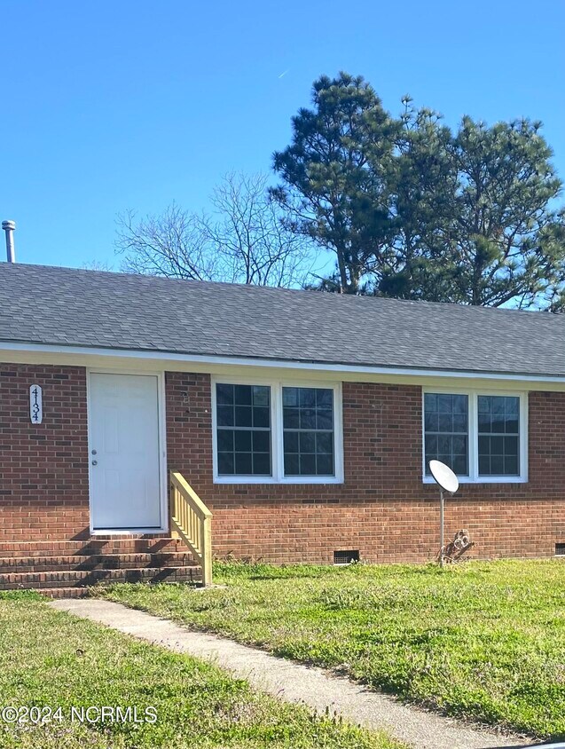 Foto principal - 4134 Corbett Cir