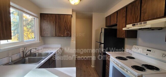 Foto del edificio - 5801 13th Ave SE