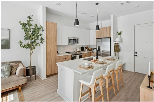 Photo - 700 Craighead St Apartment