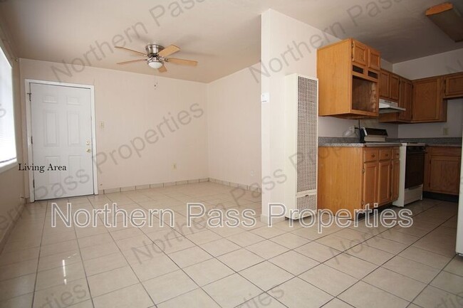 Building Photo - 429a Emerson St