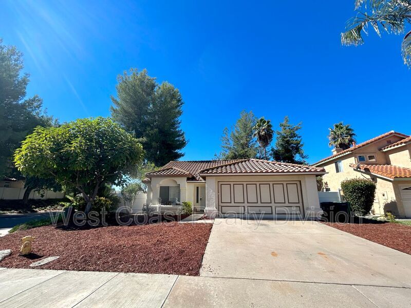 Foto principal - 25199 Calle De Tres Amigos